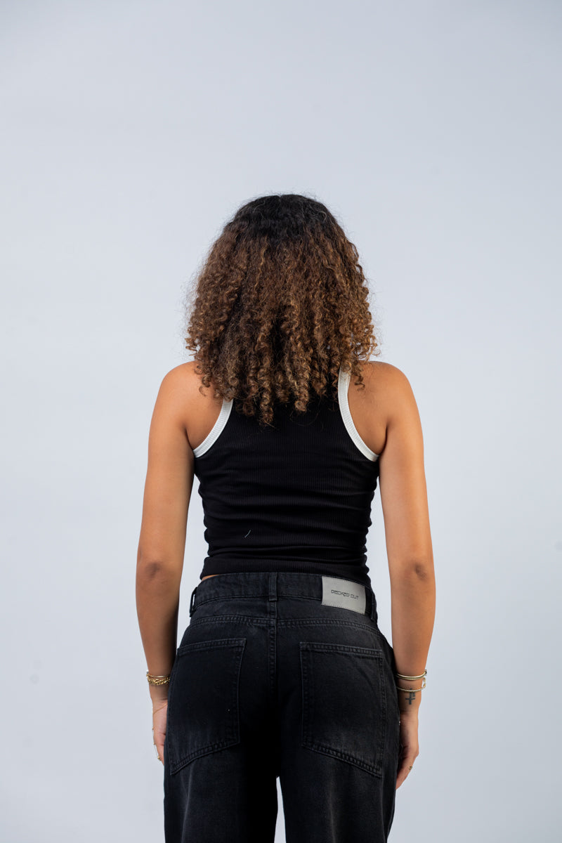 Black X White back